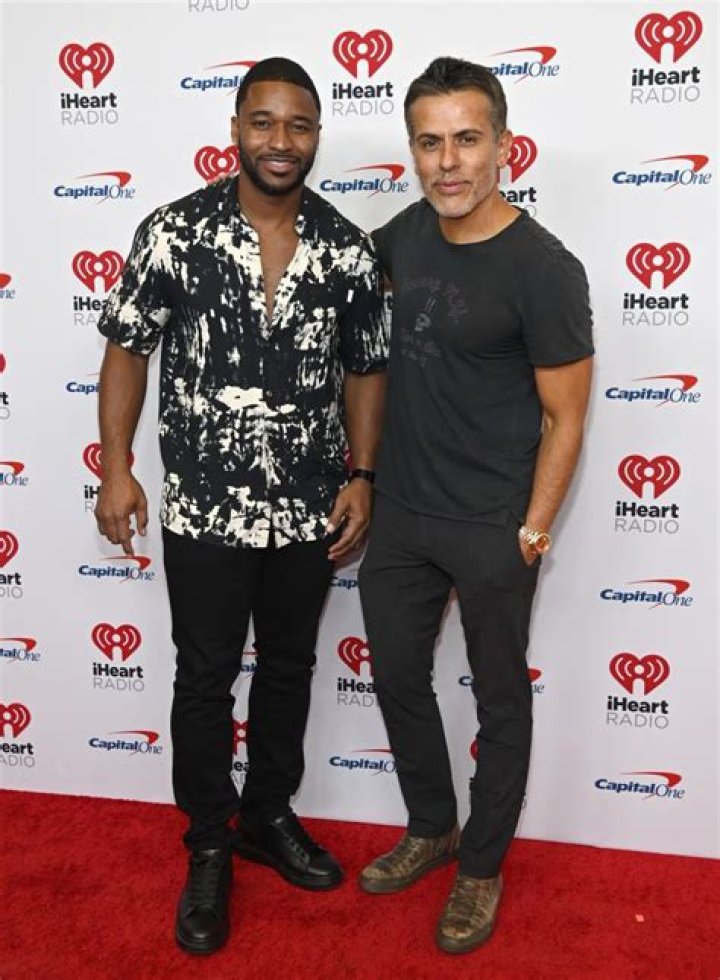 Edwin Arroyave Net Worth - Wiki, Age, Weight and Height, Relationships, Family, and More