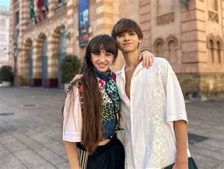 El Cromas - Trivia, Family, Bio