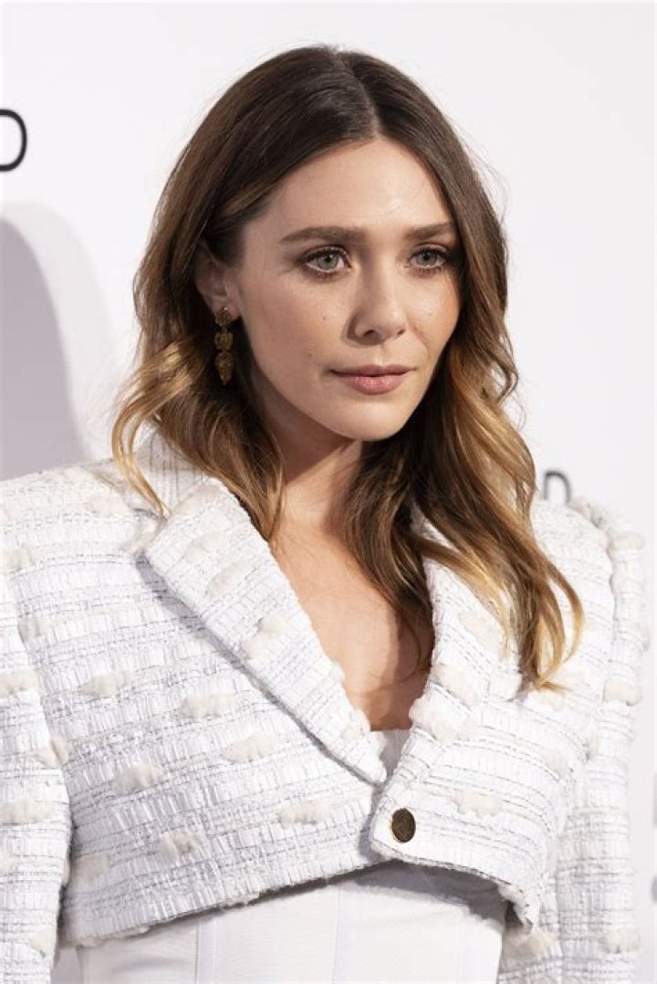 Elizabeth Olsen in Roland Mouret at ‘Wind River’ LA premiere: lovely or meh?