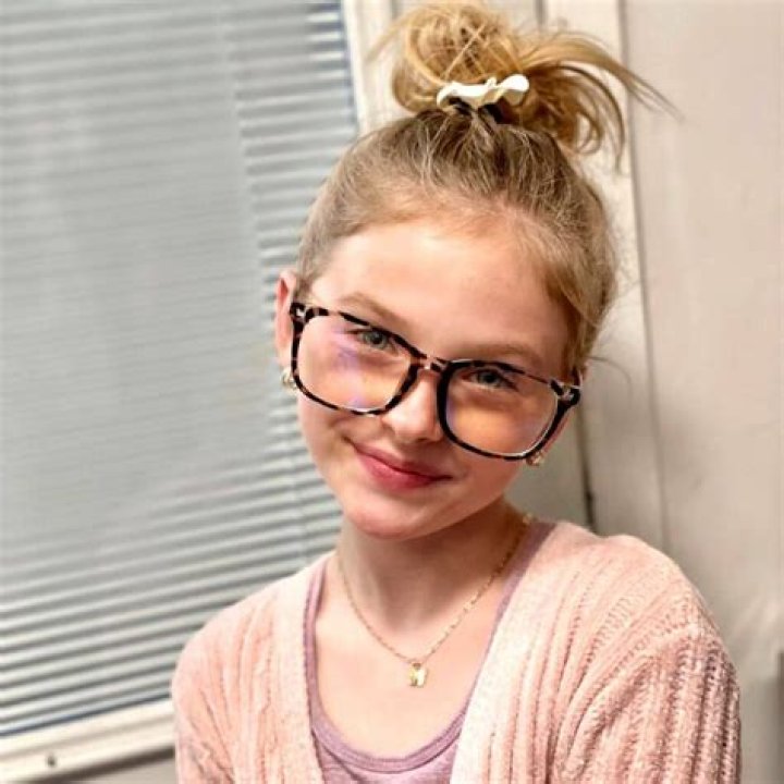 Ella Selley - Age, Family, Bio