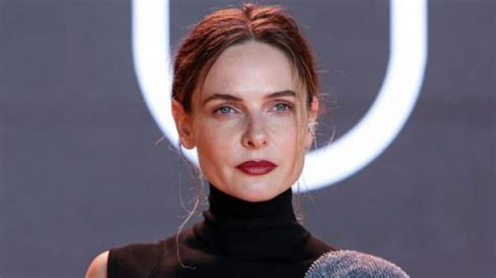 
Ellise Ferguson Height, Weight, Net Worth, Age, Birthday, Wikipedia, Who, Nationality, Biography 