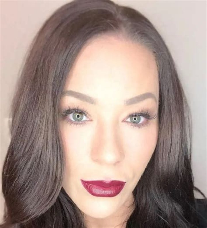 Emily Hendry Bio (Wiki) 