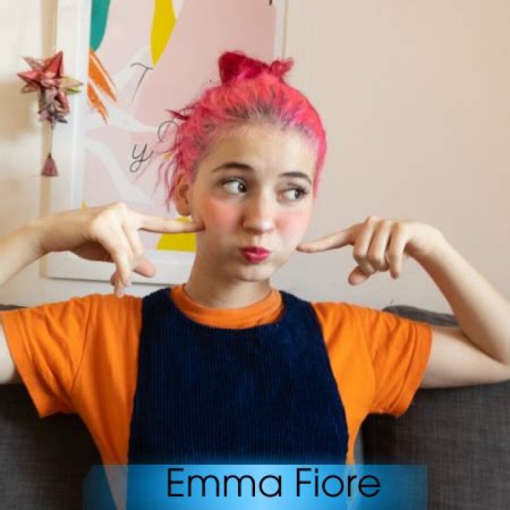 Emma Bones - Age, Family, Bio