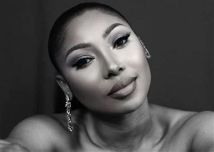 Enhle Mbali Height, Weight, Net Worth, Age, Birthday, Wikipedia, Who, Nationality, Biography