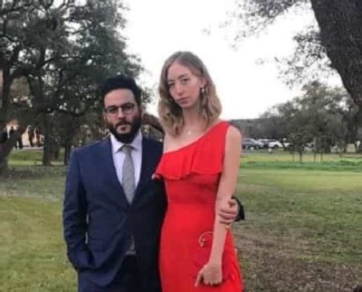 Ennis Esmer Bio, Wiki, Net worth, Wife, Girlfriend, Relationship, Career