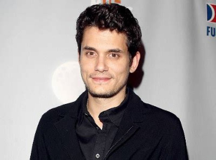 Enquirer: John Mayer loses cell phone with sexy pics and videos of his exes