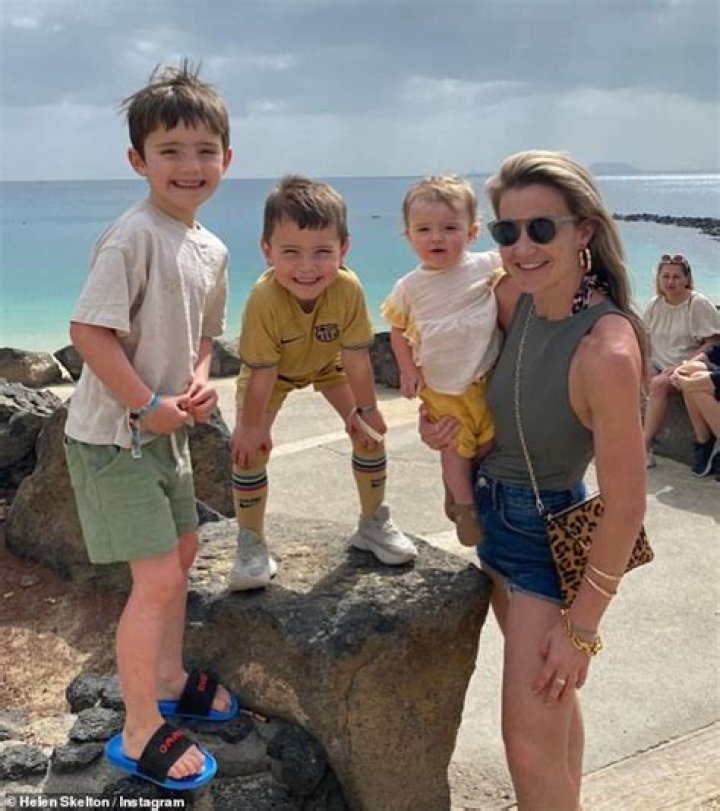 
Ernie Myler, Louis Myler, And Elsie Kate – Helen Skelton Shares Three Young Kids With Ex-husband Richie Myler 