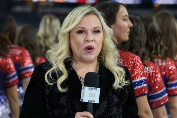 
ESPN Sports Reporter Holly Rowe Net Worth Breakdown 