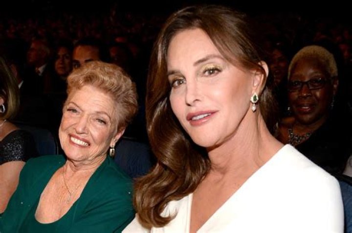 Esther Jenner - Age, Family, Bio