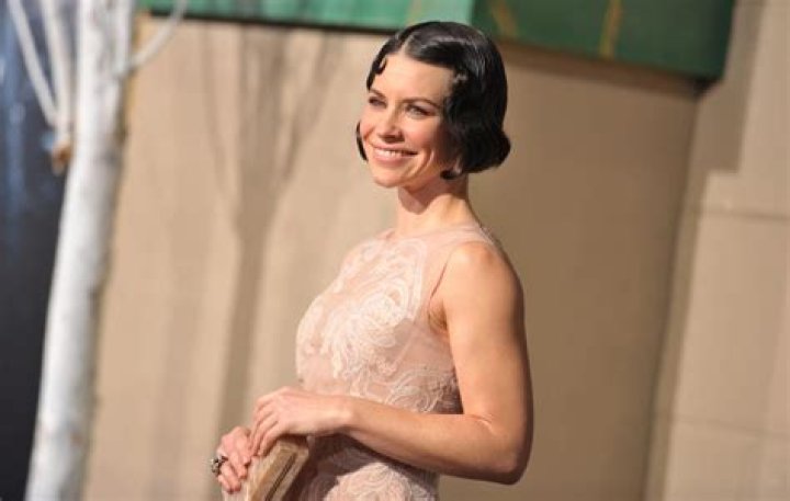 Evangeline Lilly Net Worth: Lifestyle & Career