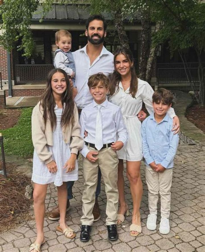 Family update! Jessie James Decker and Eric Decker are now parents to four