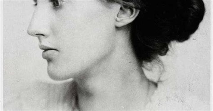 Famous People Born in the 1800s