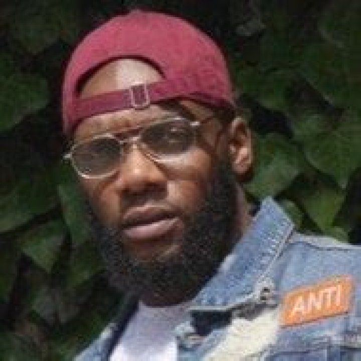 Famous Tays | Famous Birthdays