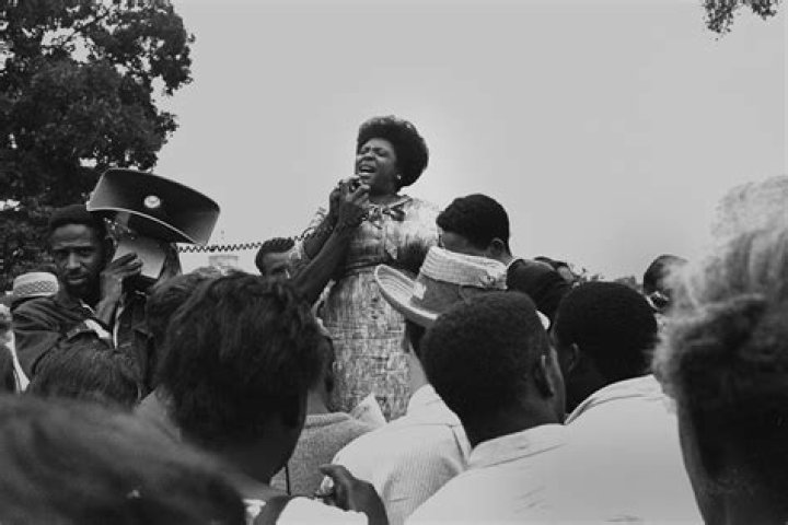 Fannie Lou Hamer - Trivia, Family, Bio