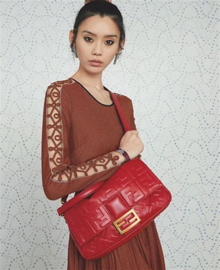 Fendibuh - Age, Family, Bio