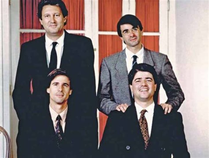 Fernando Roberto Moreira Salles Net Worth - Wiki, Age, Weight and Height, Relationships, Family, and More