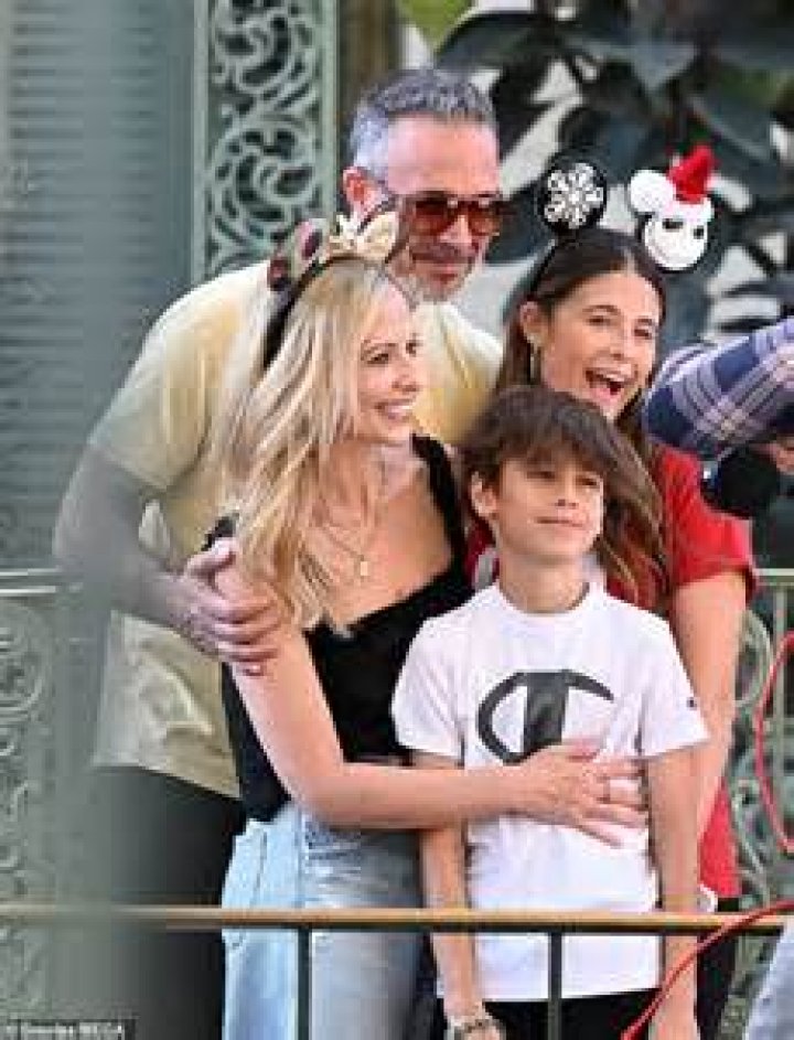 Freddie Prinze (Comedian) - Trivia, Family, Bio