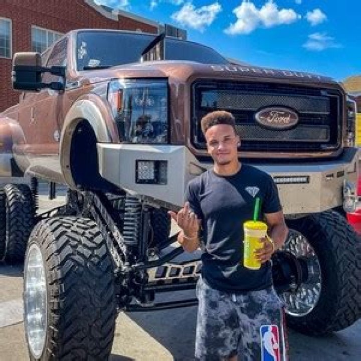 Gabe Farrell - Age, Family, Bio