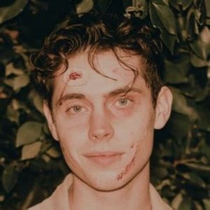 Gabe James - Age, Family, Bio