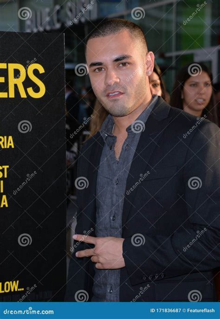 Gabriel Chavarria - Age, Family, Bio