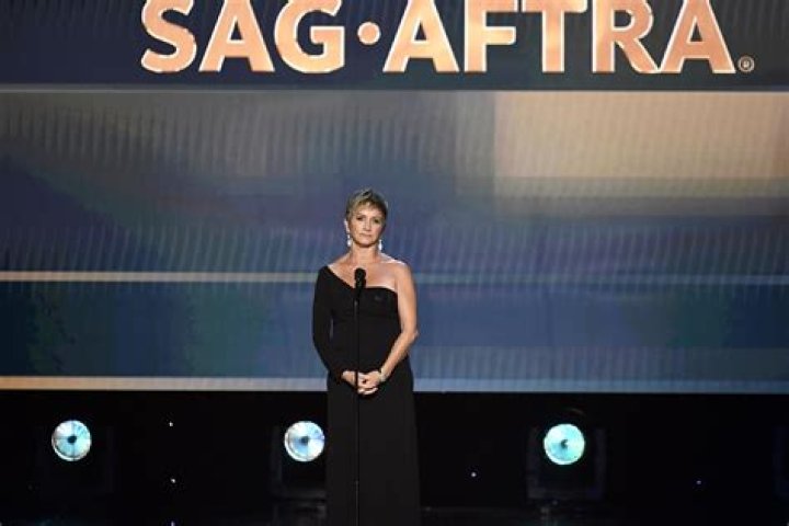 Gabrielle Carteris Net Worth - Wiki, Age, Weight and Height, Relationships, Family, and More