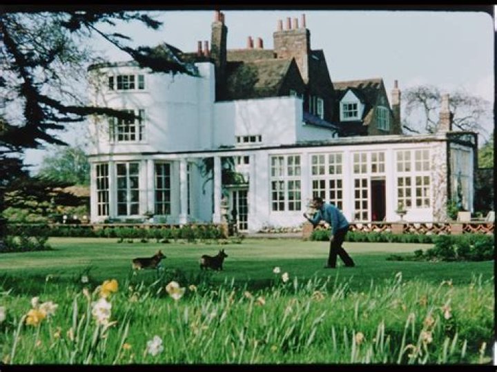 Gareth Forwood - Trivia, Family, Bio