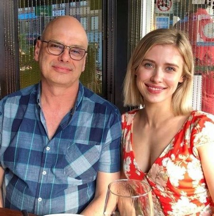 Genevieve DeGraves Height, Weight, Net Worth, Age, Birthday, Wikipedia, Who, Nationality, Biography