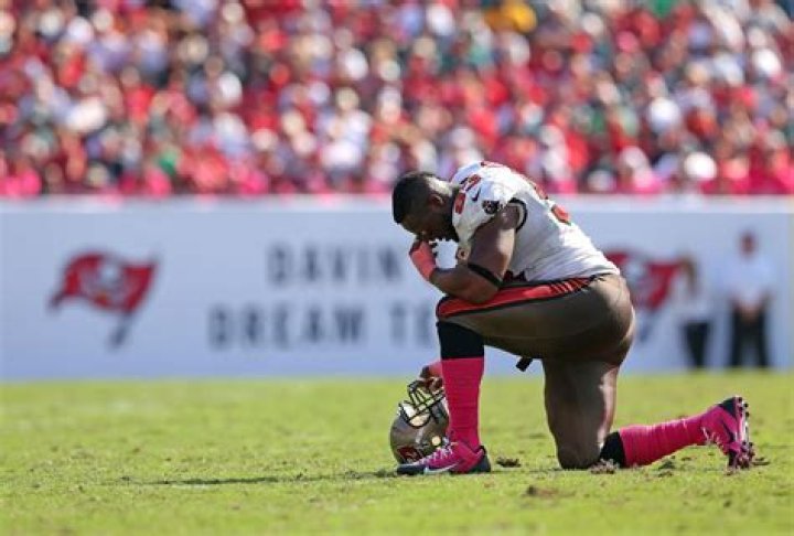 Gerald McCoy Net Worth - Wiki, Age, Weight and Height, Relationships, Family, and More