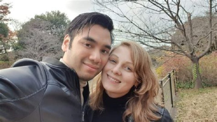 Gigguk Wife: Meet Sydney Poniewaz Married Life And Age Gap