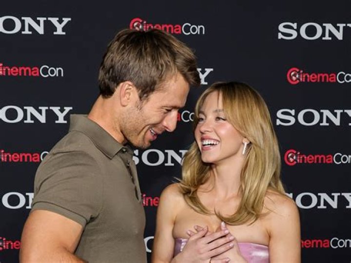 Glen Powell and Sydney Sweeney Cozy Up During a Promotional Event of Their New Movie!