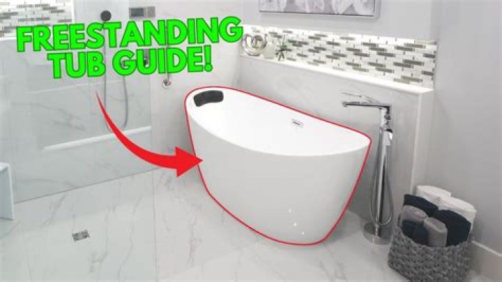 Gwyneth Paltrow thinks it’s peasanty to have a bathtub in the bathroom