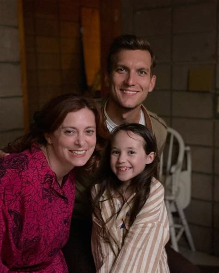 Hannah Blair - Age, Family, Bio