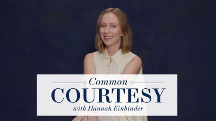 
Hannah Einbinder Gays Rumors After Her Queer Character, What We Know About Her Partner 