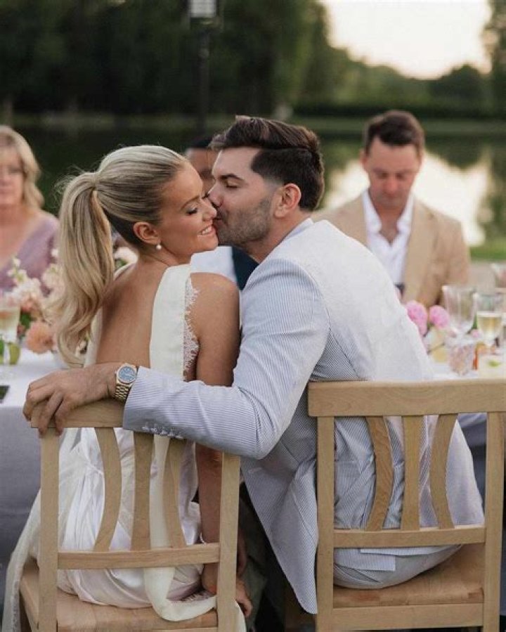 Hannah Godwin and Dylan Barbour’s Secret To LoveLife To Their Wedding; Find More About Bachelor In Paradise Sweethearts!