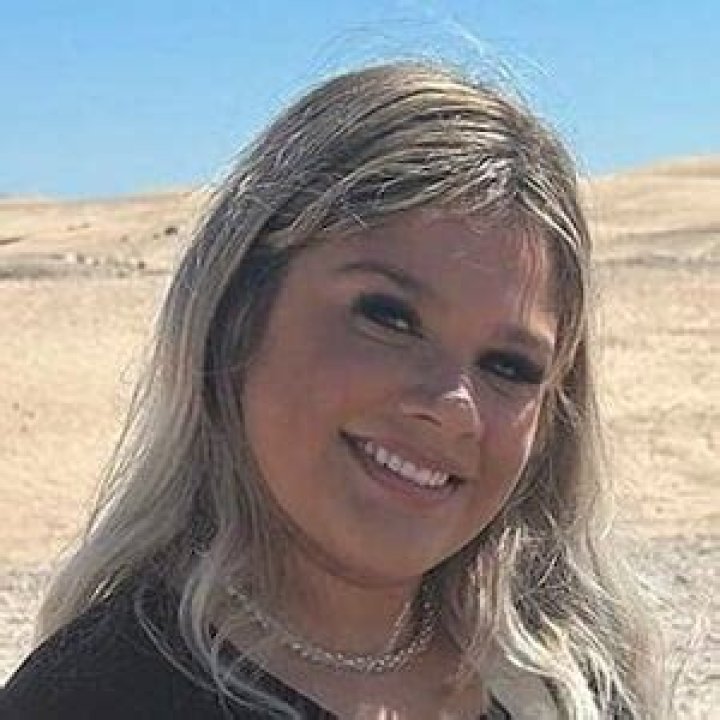 Hannah Pettit - Age, Family, Bio