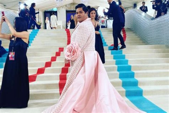 Harvey Guillén Wife: Is He Married In 2023?