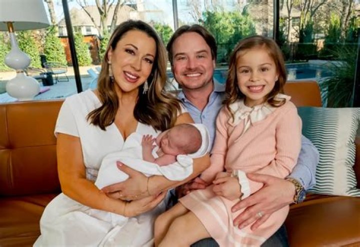 Heath Oakes And Jenny Anchondo Are Blessed With A Beautiful Daughter; Know Wedding Details