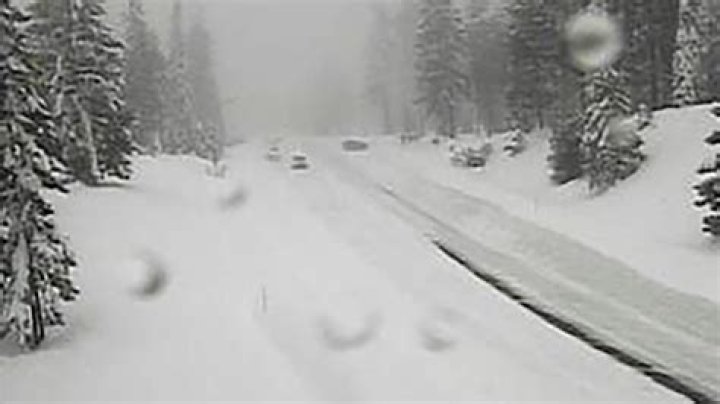 
Heavy rain, wind, snow blows through California into Sierra 