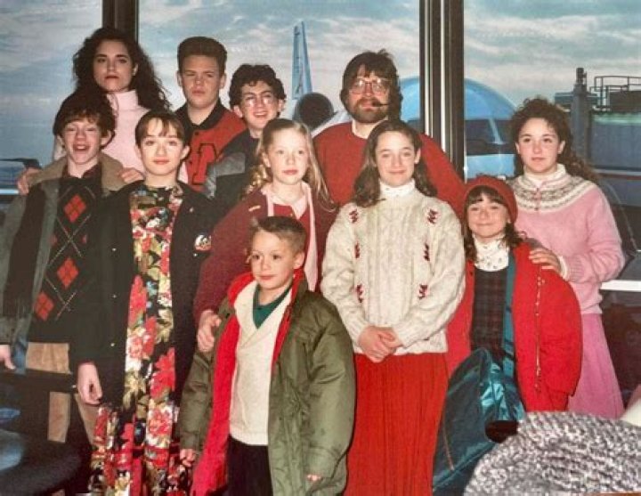 Hillary Wolf - Age, Family, Bio