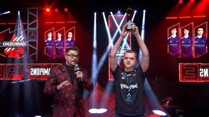 Hiswattson Height, Weight, Net Worth, Age, Birthday, Wikipedia, Who, Nationality, Biography