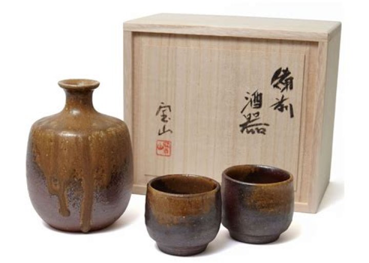 How do you warm sake without Tokkuri?