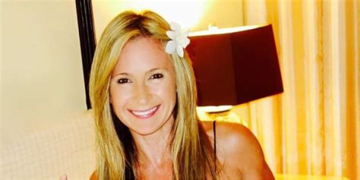 How old does Agnes from the Tanked look in her bikini? Wiki, bio, net worth, age, married, husband, news