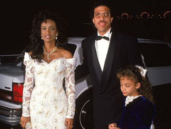 How Old is Lionel Richie, Father of Nicole Richie? Know His Married Life & Children