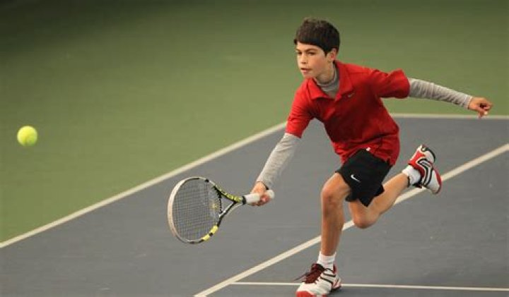 How tall is Carlos Alcaraz?