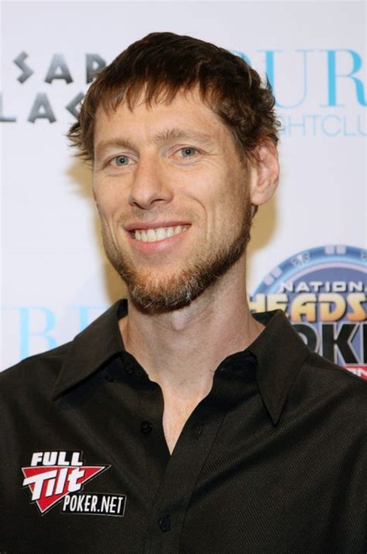 Huck Seed Net Worth - Wiki, Age, Weight and Height, Relationships, Family, and More