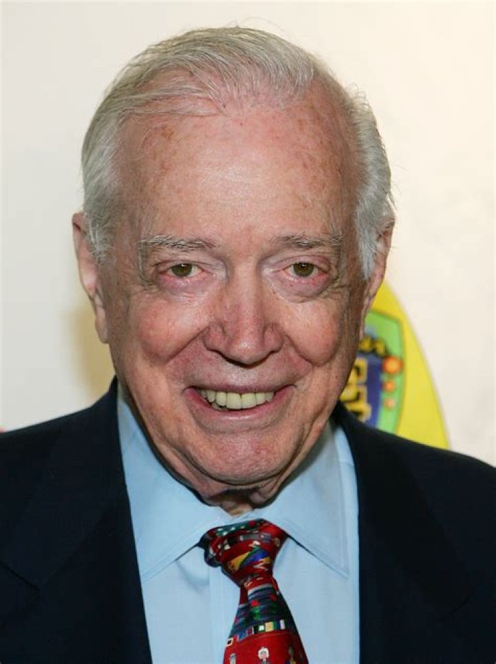 Hugh Downs Net Worth - Wiki, Age, Weight and Height, Relationships, Family, and More