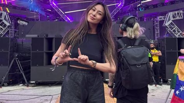 Inside The Life of Kayla Wade, Dean Wade's Wife