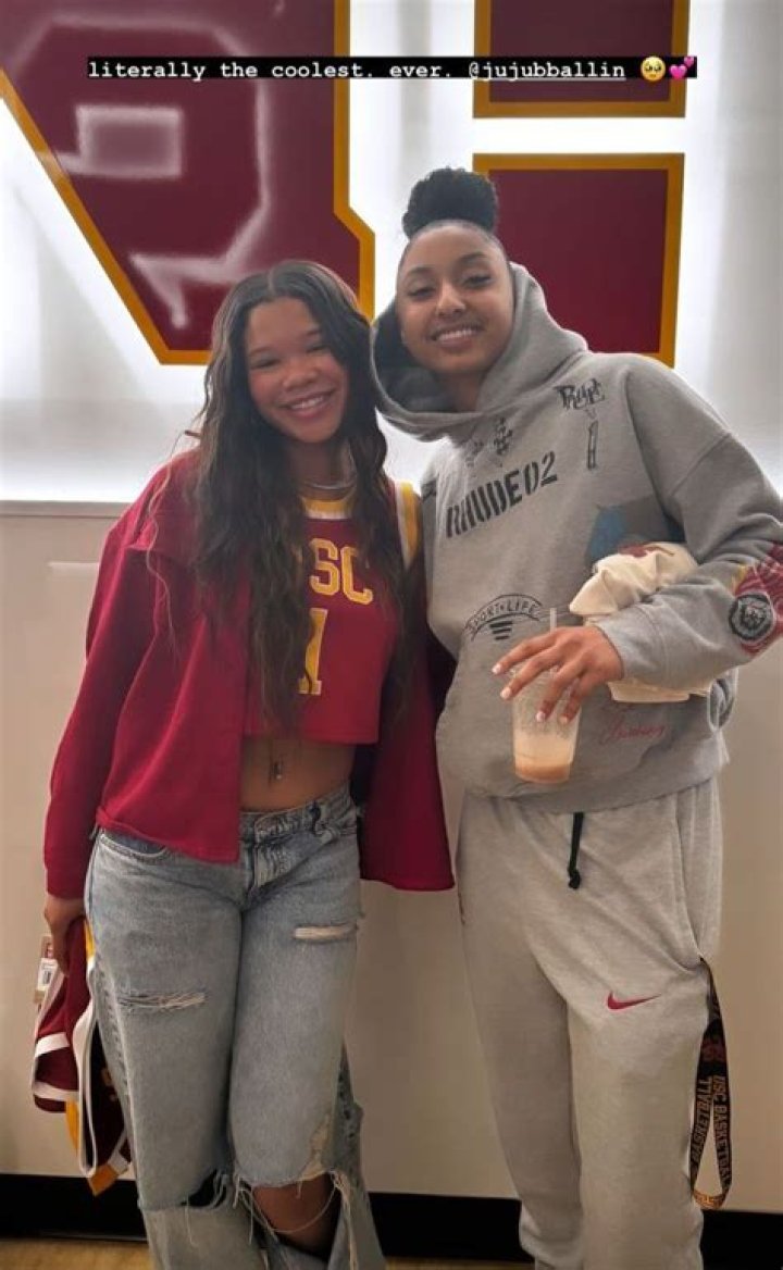 Is Dawn Staley Lesbian? American Basketball Player’s Sexuality Revealed