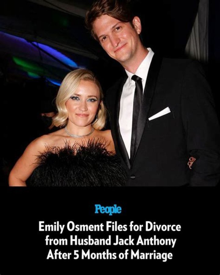 
Is Emily Osment Married? Emily Osment Husband, Biography, Net Worth, Ethnicity, and More 