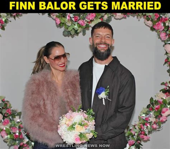 Is Finn Balor Married? His Dating, Girlfriend, Wife, Father, Sister and Family